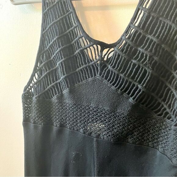 MERONA Tank Top with Cute Knit Back Size Small - Picture 2 of 4